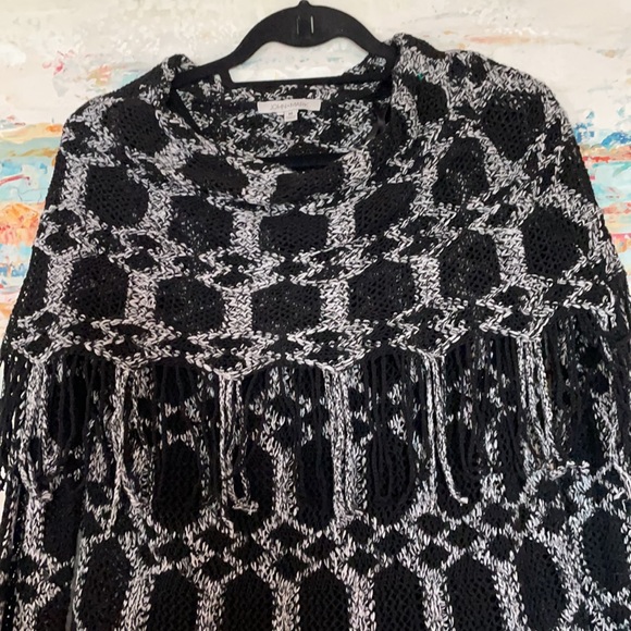 John Mark Knit Shawl Neck Sweater Fringe Sz M EC! - Picture 7 of 10
